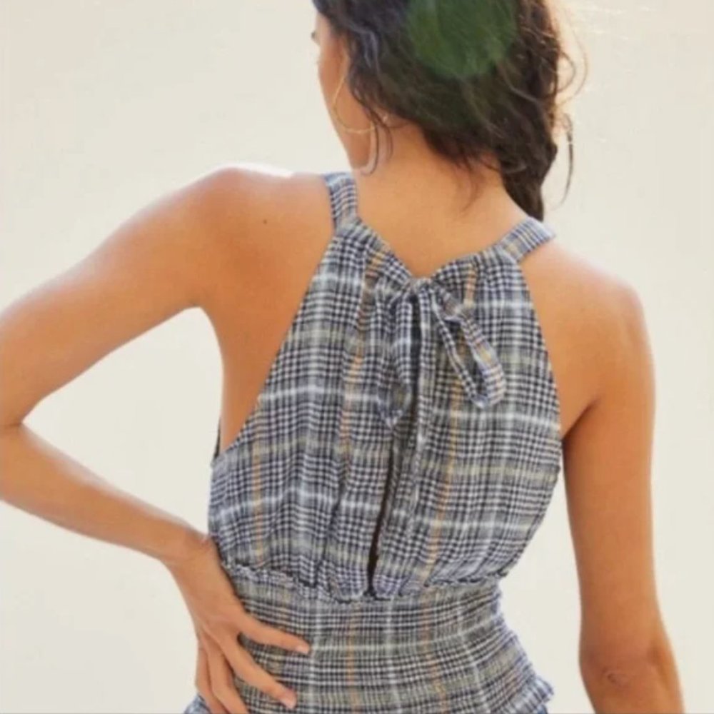 Pilcro | Plaid ruched top - Picture 2 of 8